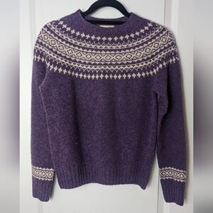 Campbell's of Beauly Purple Crew Sweater  100% Pure New Wool Size Small